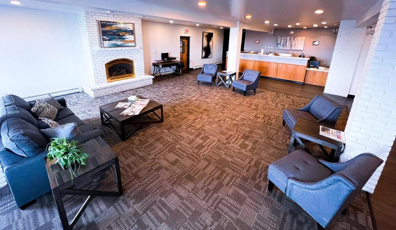 Helena Inn - Airport エクステリア 写真